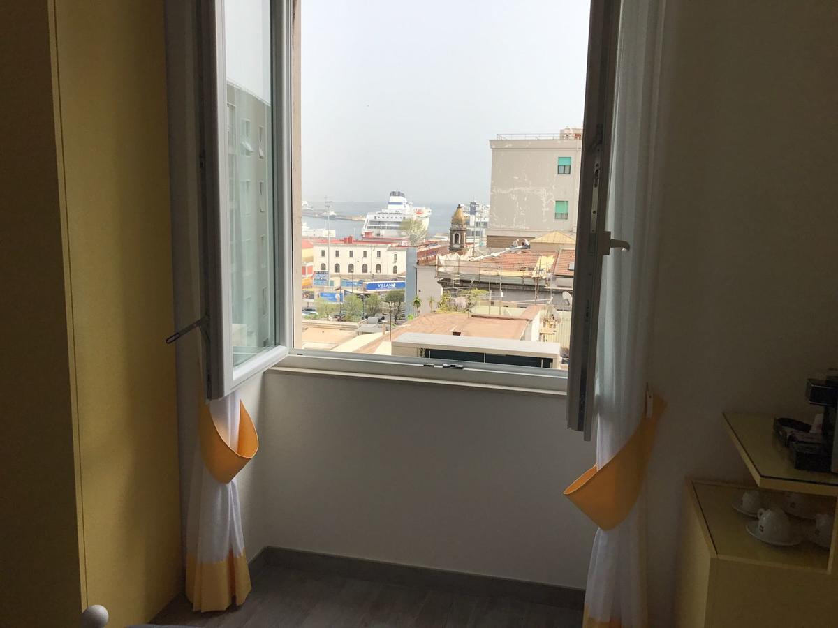 Suite Napoletana Наполи Екстериор снимка
